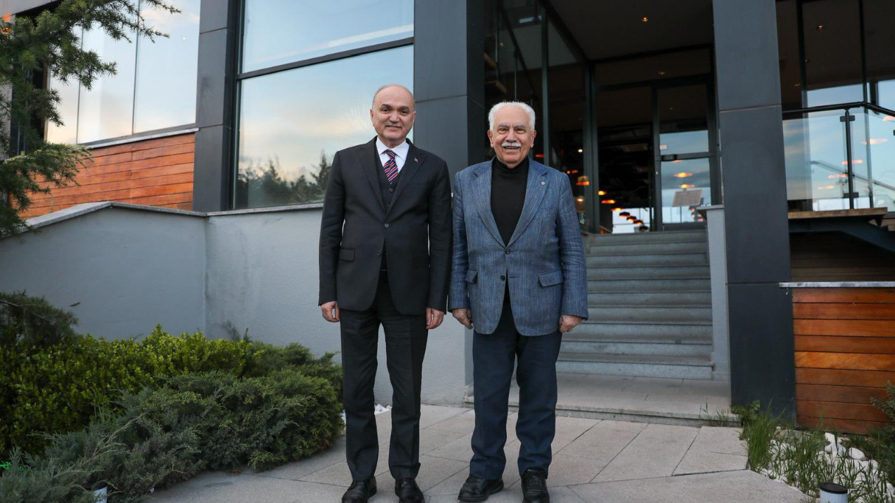 Vatan Partisi Lideri Perinçek, Düzce Belediye Başkanı Özlü ile görüştü! 'Biricik çözüm, çalışmak ve üretim'