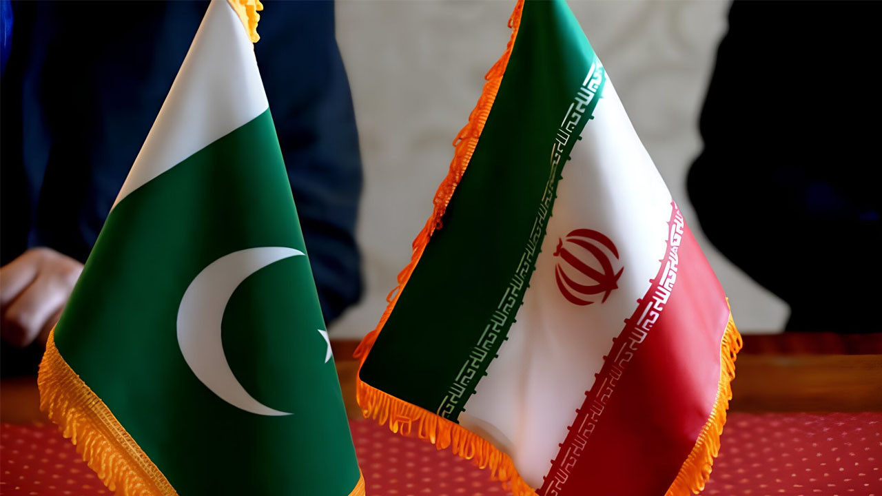 İran ve arabulucu Pakistan'dan kritik görüşme
