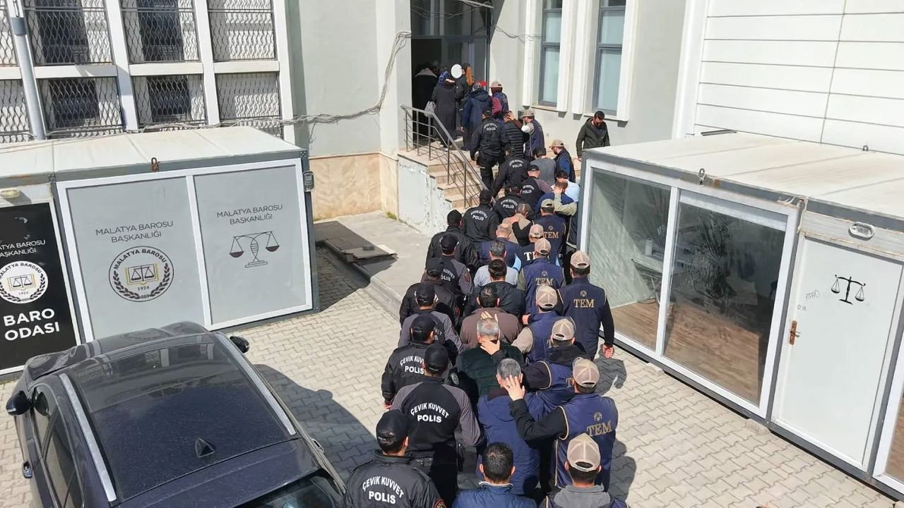 Malatya merkezli FETÖ operasyonu: 23 gözaltı