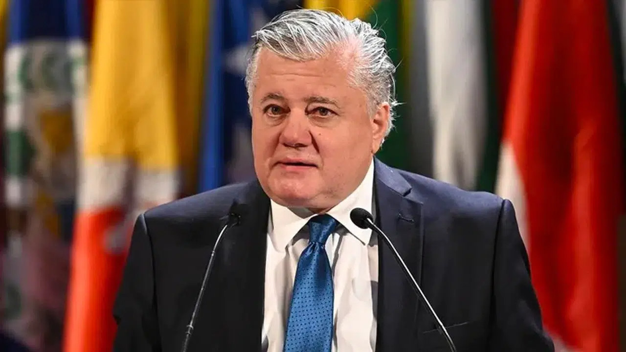 Altay Cengizer’i kaybettik! Seçkin diplomat ve yazardı