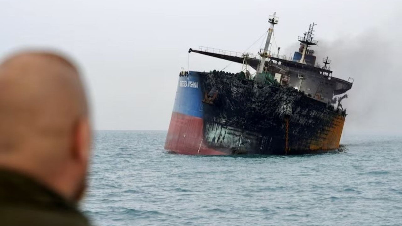 Beyaz Saray'ın Hürmüz iddiası boşa çıktı: 24 saatte tek tanker geçti