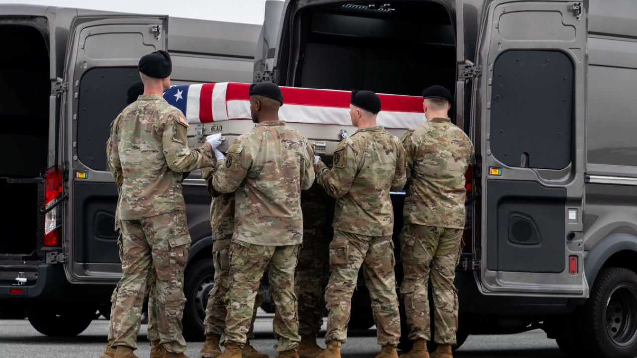 'Teneke binalarda ölüme terk edildik': Kuveyt'te altı ABD askerinin öldüğü saldırının tanıkları konuştu