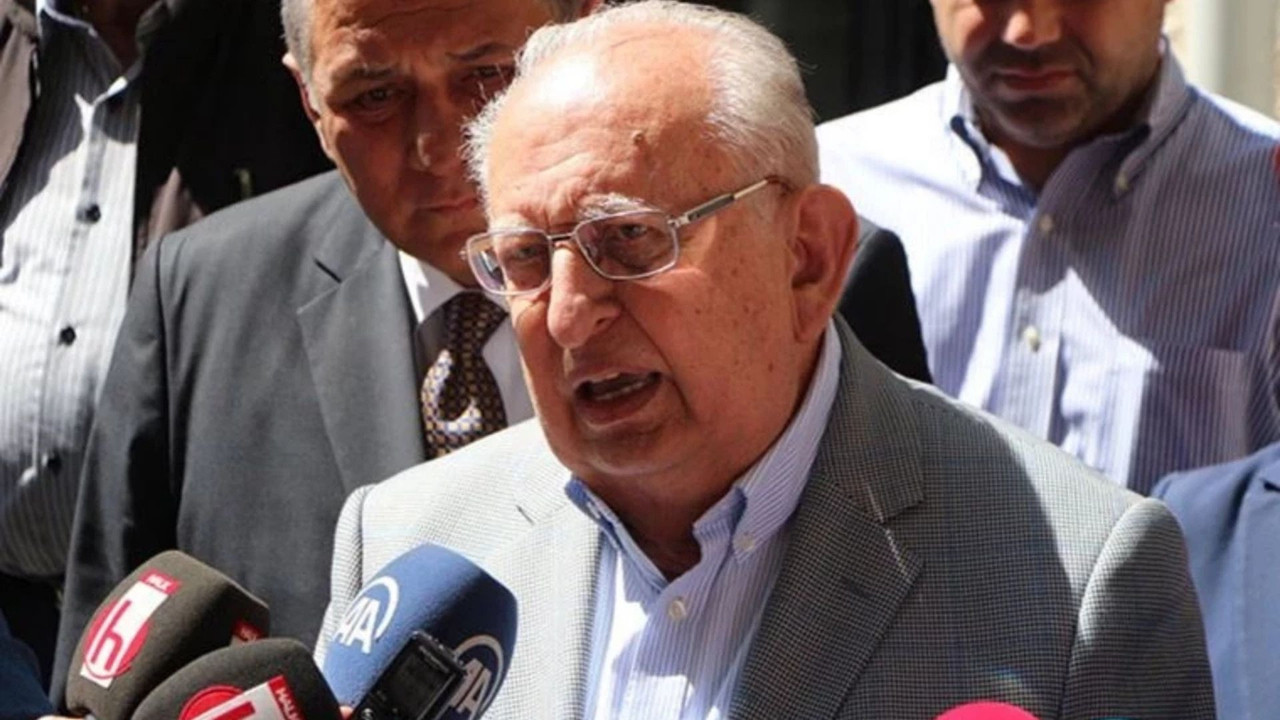 Eski TBMM Başkanı Hüsamettin Cindoruk hayatını kaybetti