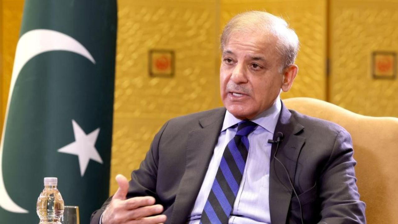 İslamabad'da 'tamam mı devam mı' zirvesi: Şahbaz Şerif'ten kritik uyarı