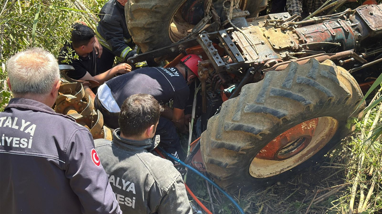Traktör devrildi! Emekli polis hayatını kaybetti