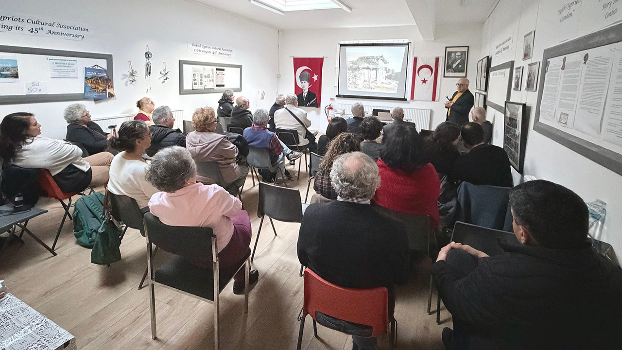 Aşık Veysel Londra’da anıldı