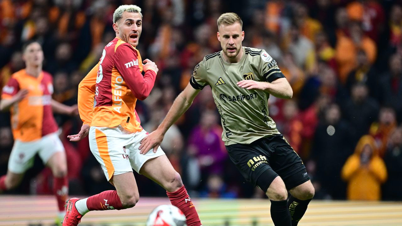 Galatasaray şampiyonluk yolunda yara aldı