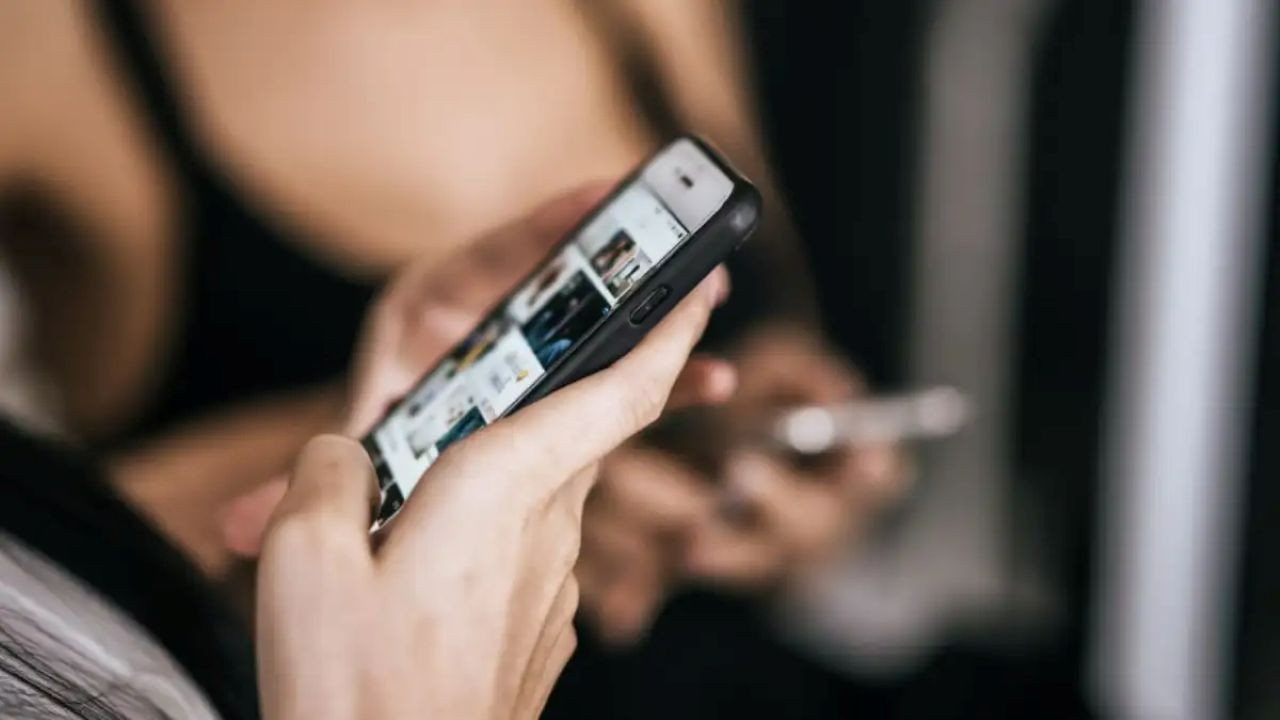 Reels bağımlılığı çocukları esir alıyor: 'Dopamin sarmalına dikkat'