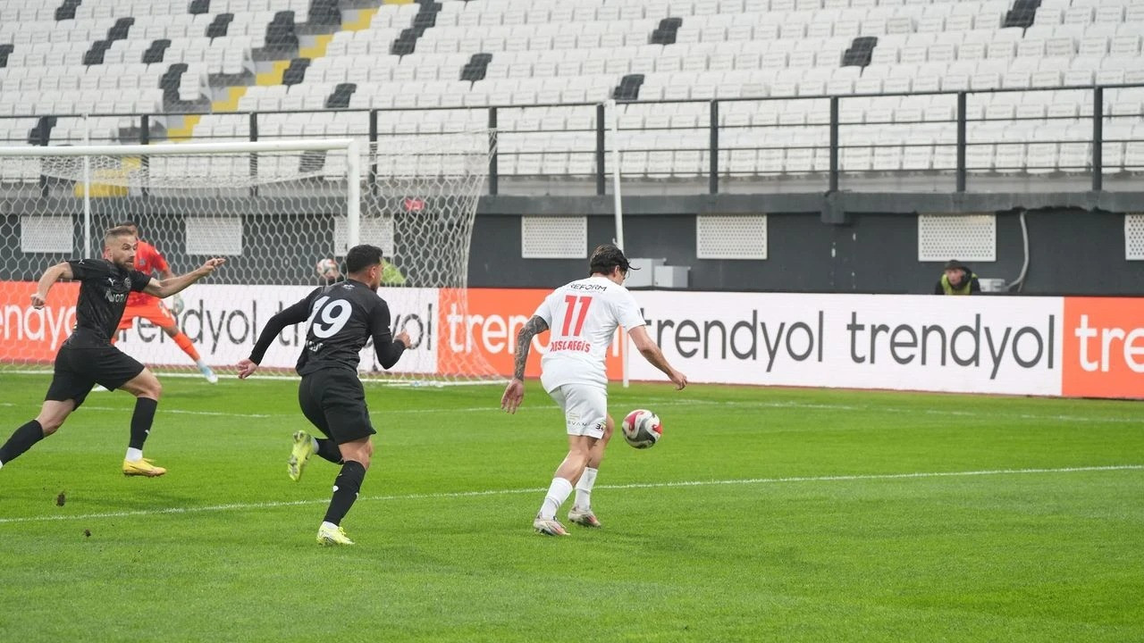 Vanspor FK - Manisa FK maçı saat kaçta, hangi kanalda? Vanspor FK - Manisa FK maçı canlı izle