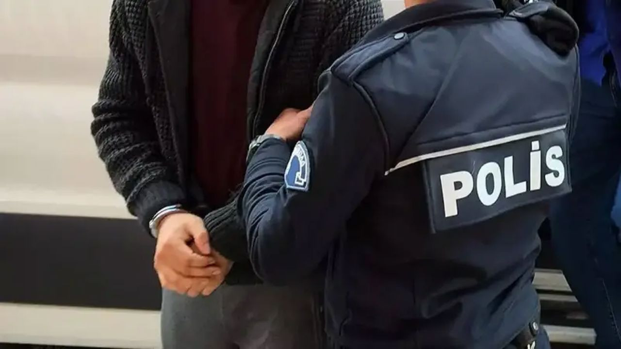 Adana'da FETÖ sanığına 6 yıl 3 ay hapis cezası