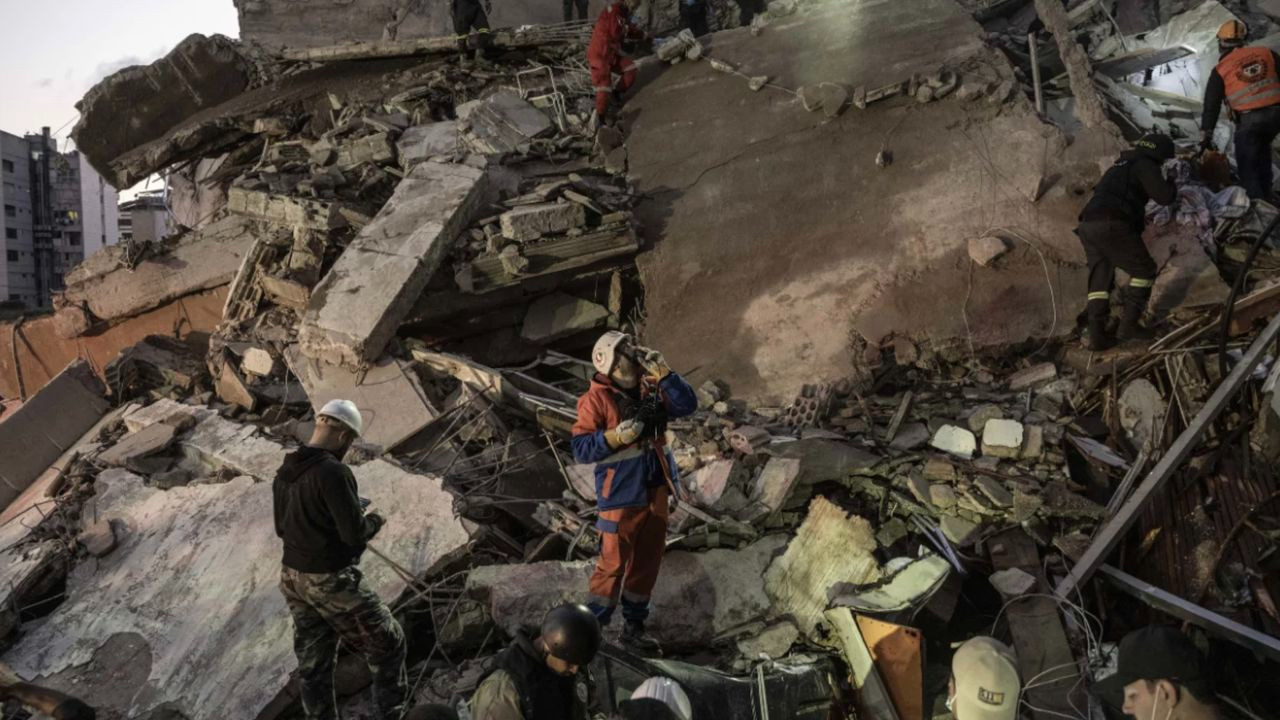 İsrail ordusunun Lübnan'a saldırıları sürüyor