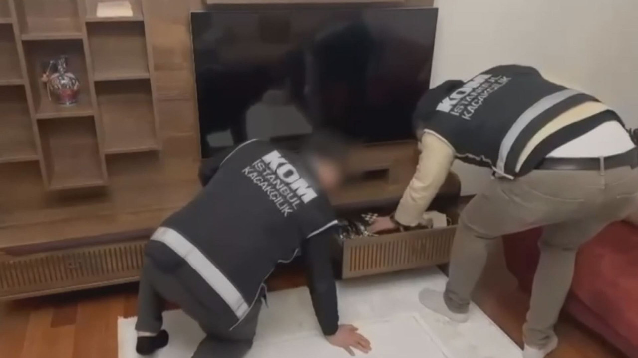 İstanbul merkezli 12 ilde FETÖ operasyonu! 17 gözaltı