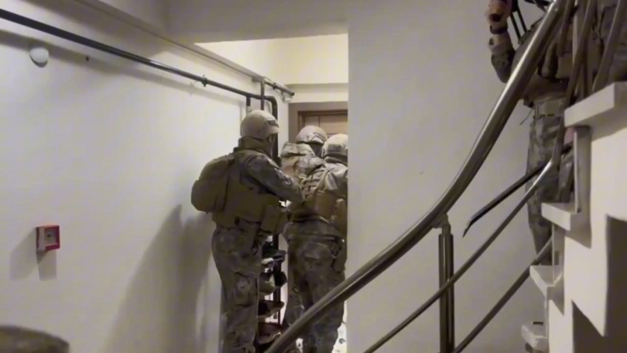 İstanbul’da organize suç ağına eş zamanlı darbe! 17 gözaltı