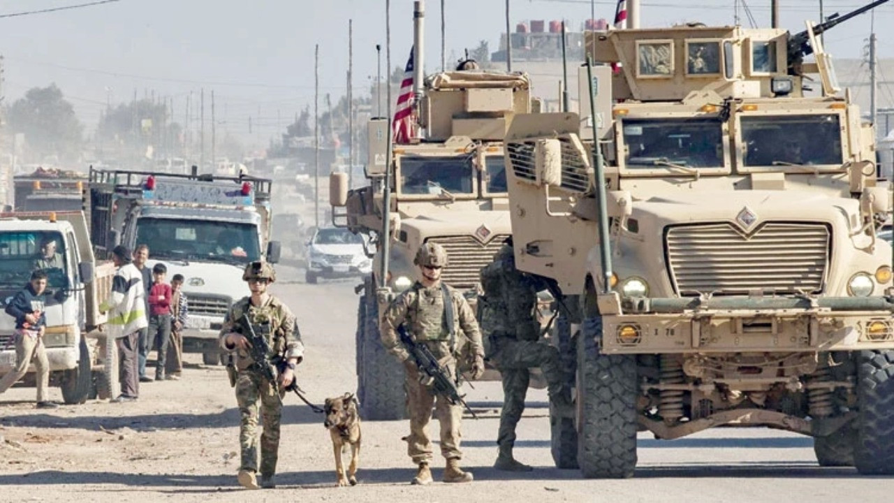 ABD, Suriye’deki son askeri üssü Kasrek’ten çekildi