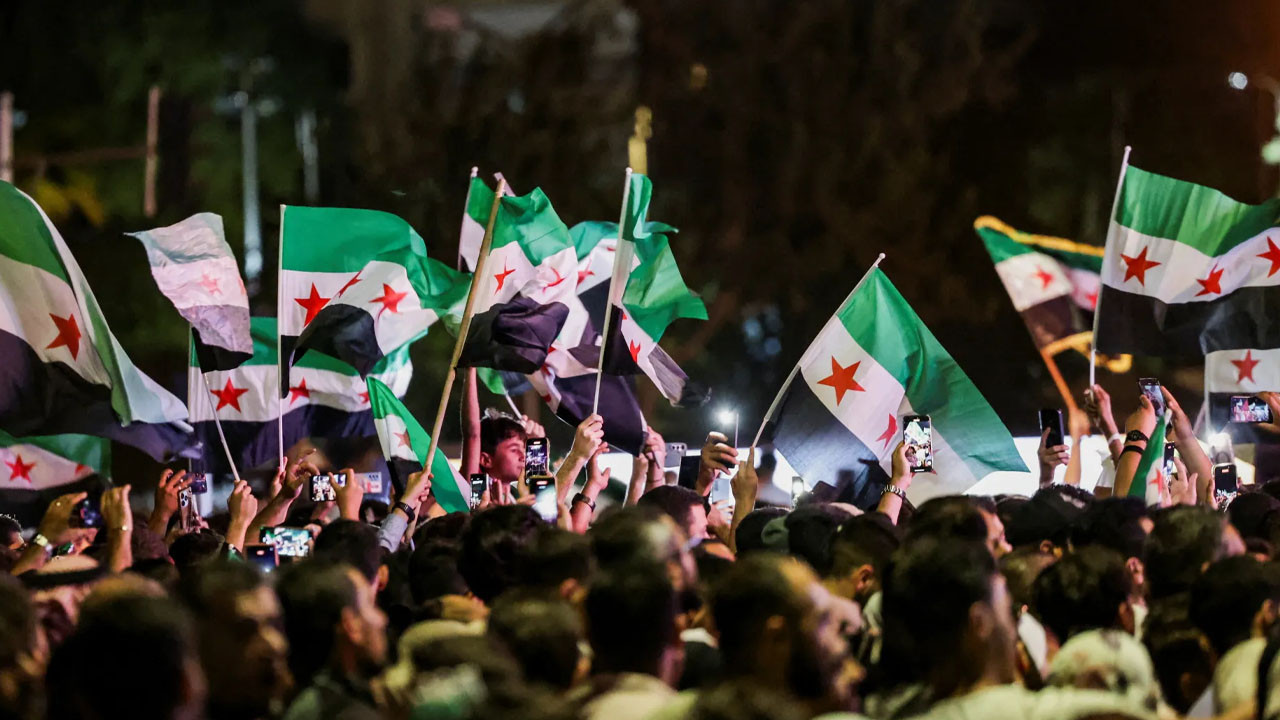 ABD üslerini teker teker boşaltıyor! Suriye'den açıklama geldi