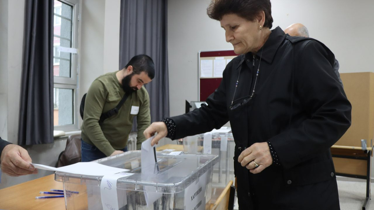 Bulgaristan seçimleri için Türkiye'de oy verme işlemi başladı