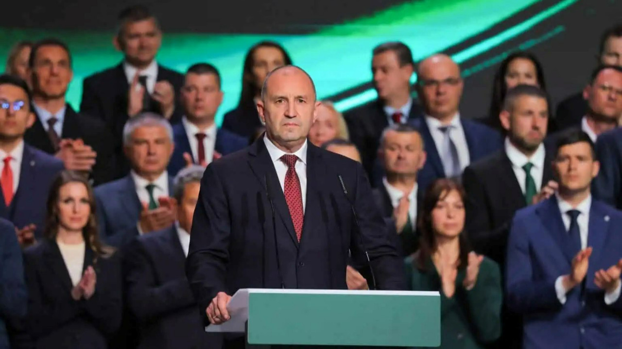 Bulgaristan seçimlerinde Radev zaferi ne ifade ediyor?