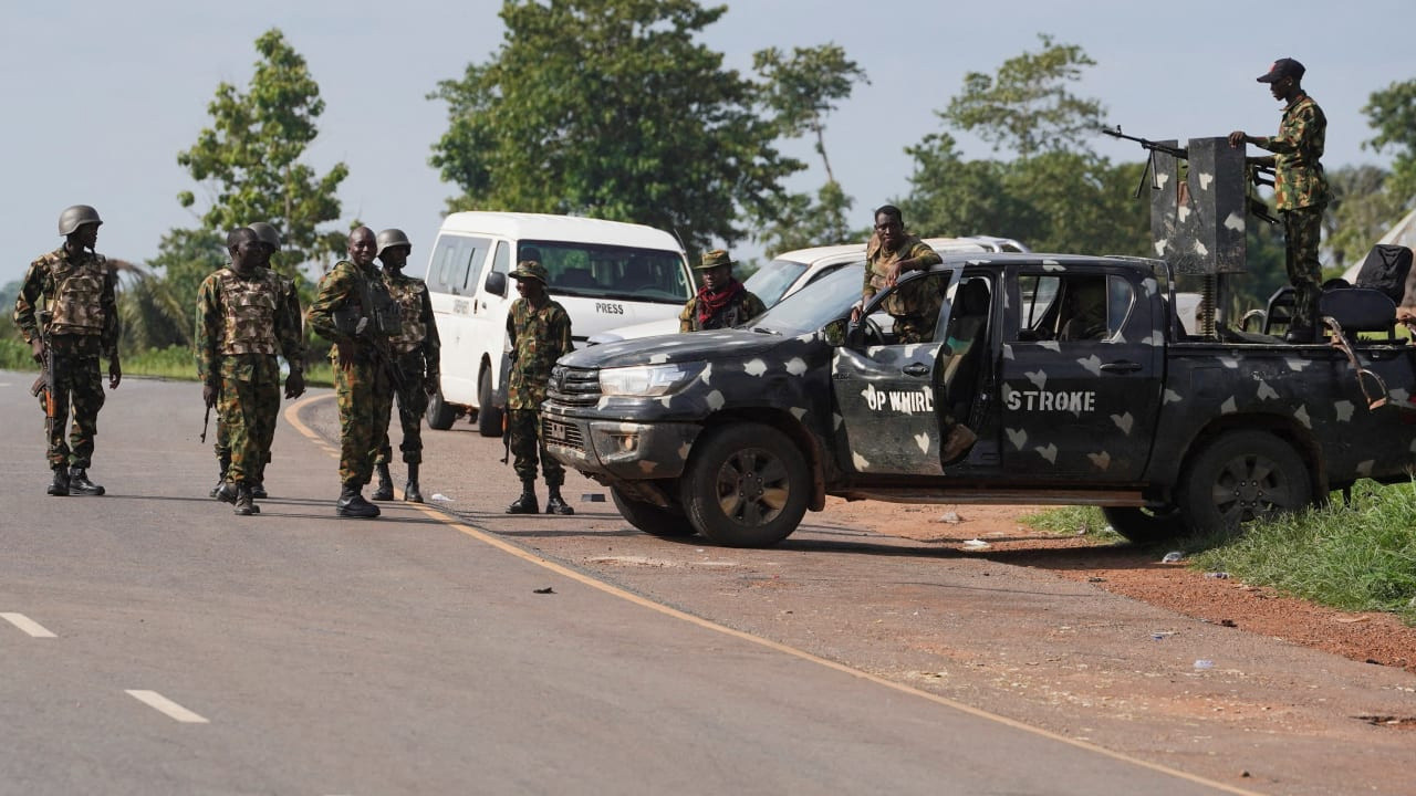Köylere terör saldırısı! 6 kişi hayatını kaybetti