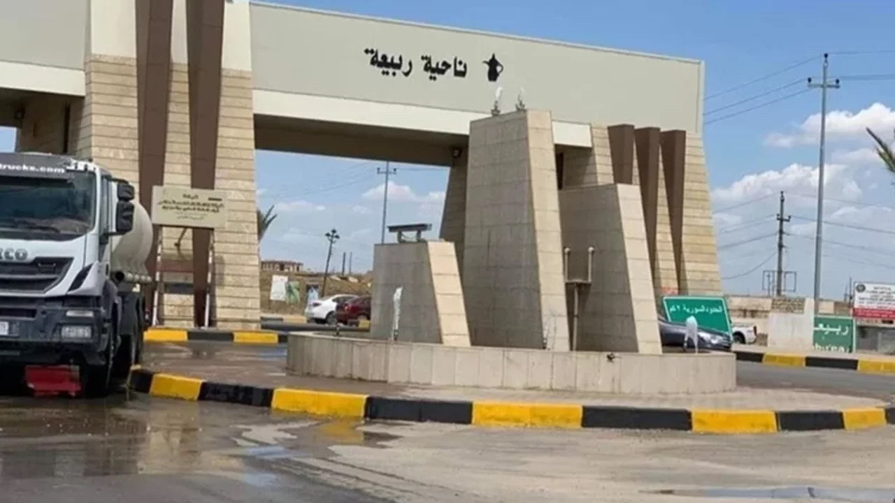 Sınır kapısında ticari geçişler resmen başladı! 2013'ten beri kapalıydı