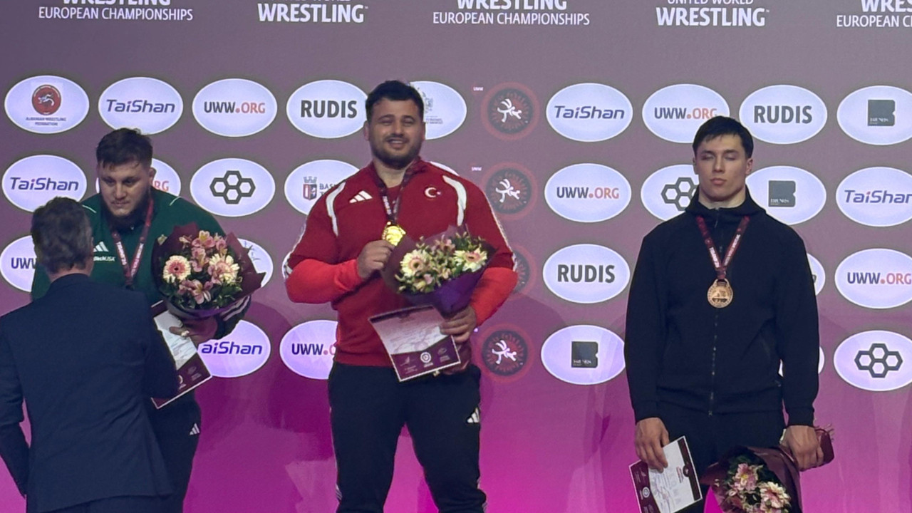 Cumhurbaşkanı Erdoğan'dan Rıza Kayaalp'e tebrik telefonu