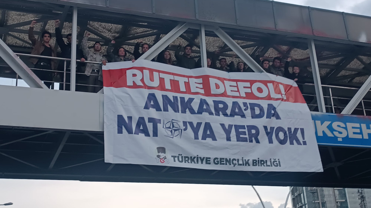 TGB’den Rutte’ye pankartlı karşılama