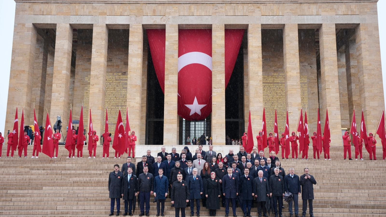 Bakan Tekin, 23 Nisan’da Anıtkabir’i ziyaret etti