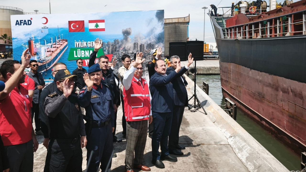 Mersin’den Lübnan’a umut seferi: 8’inci iyilik gemisi yola çıktı