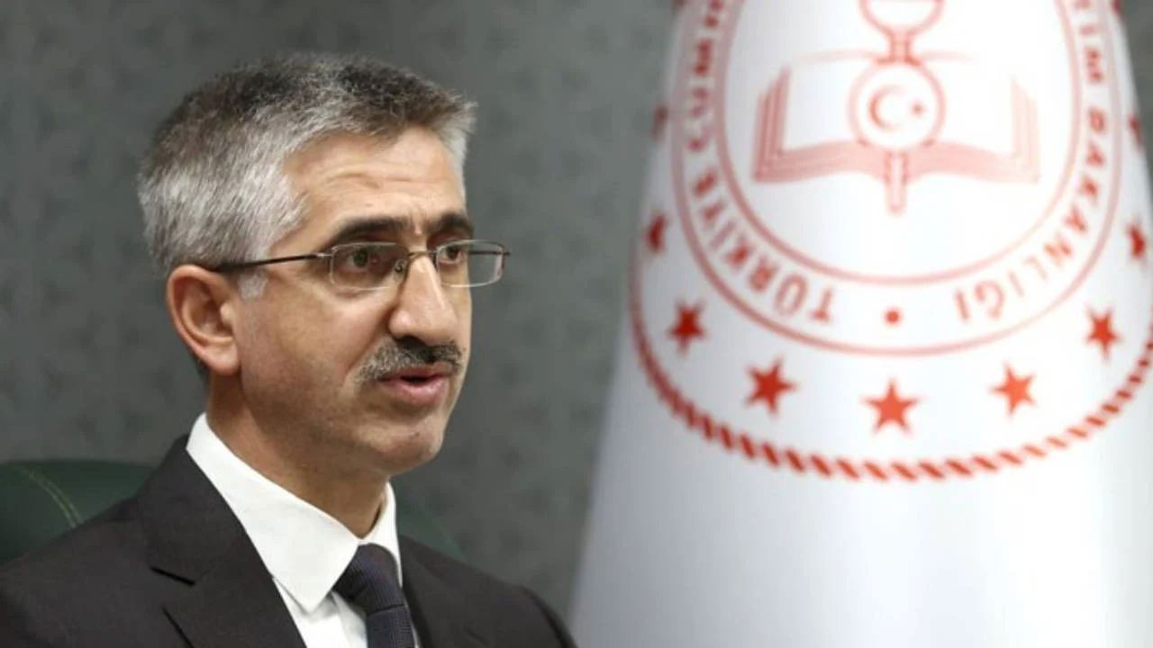 Milli Eğitim Bakan Yardımcısı Nazif Yılmaz görevden alındı