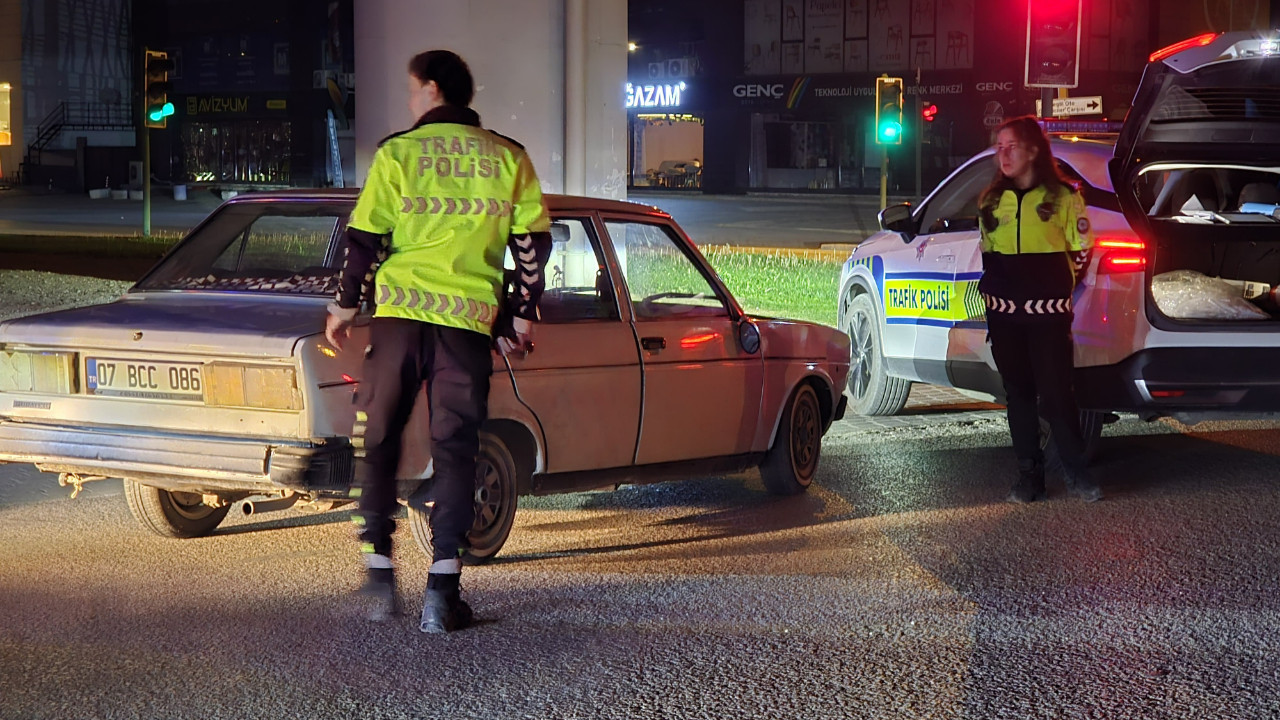 Bursa'da bir sürücü trafikte 400 bin lira ceza yedi