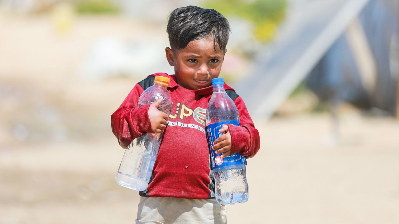 Gazze susuzluğa teslim: İçme suyuna erişim neredeyse yok!