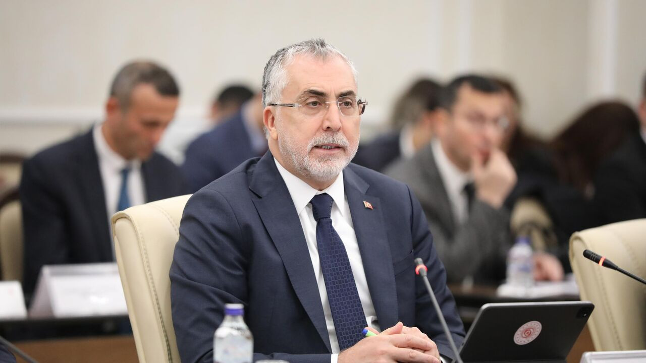 Bayram ikramiyesi ne kadar olacak? Bakan Işıkhan duyurdu