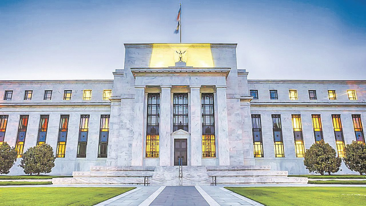 Fed, faizi %3.50-%3.75 aralığında sabit tuttu.