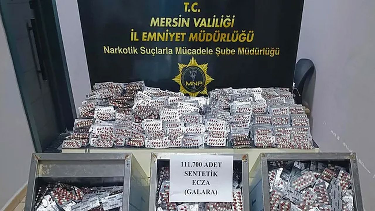 Mersin'de ele geçirildi! 111 bin 700 adet