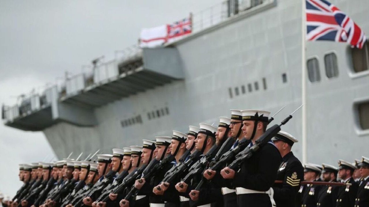 NATO'dan umudu kestiler: İngiltere Rus karşıtı 'savaşa hazır' deniz koalisyonu kuruyor