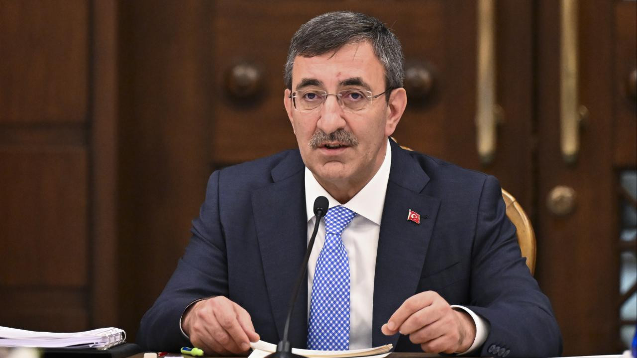 Cumhurbaşkanı Yardımcısı Yılmaz ihracat verilerini değerlendirdi