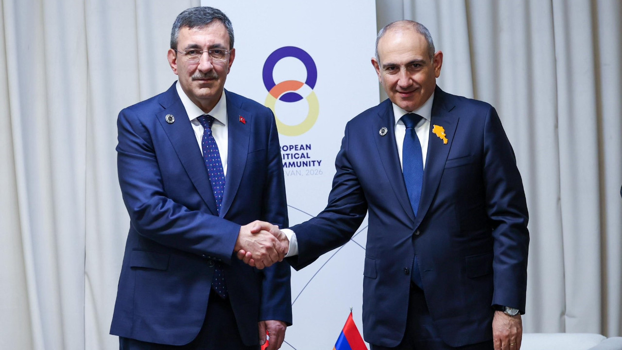 Cumhurbaşkanı Yardımcısı Yılmaz Ermenistan'da! İlk somut protokol imzalandı