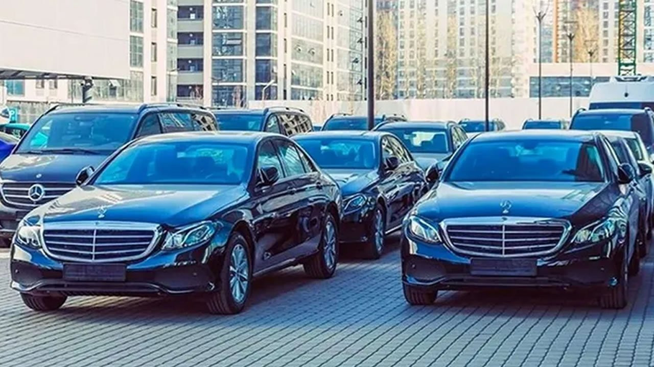 Dünya liderlerinin otomobil tercihleri açıklandı! Putin’in aracı dikkat çekti
