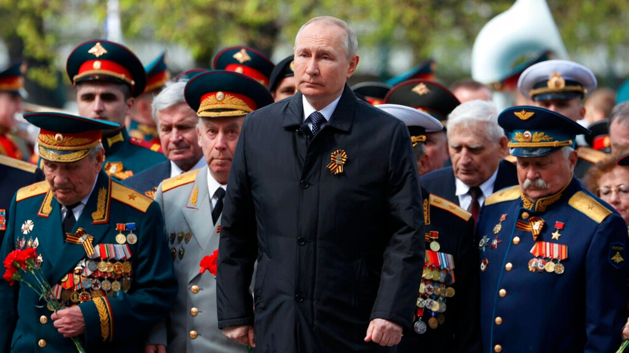 Dünya nefesini tuttu: Vladimir Putin ne konuşacak?