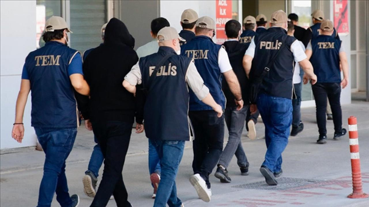 FETÖ’nün ‘yeni model’ evleri deşifre edildi! 25 şüpheli gözaltında
