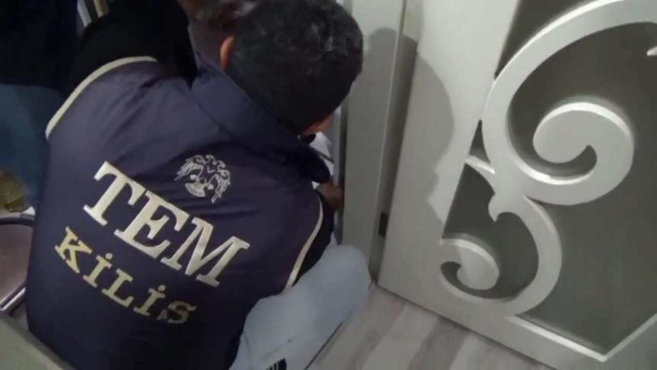 Gizli bölme kurtaramadı! FETÖ firarisi yakalandı