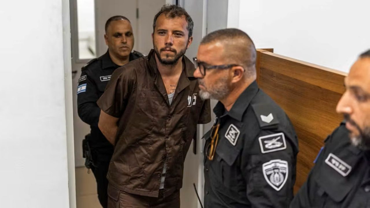 Açlık grevine giden Sumud filosu aktivistlerinin gözaltı süresi uzatılıyor: 'Ölümle tehdit ediliyorlar'