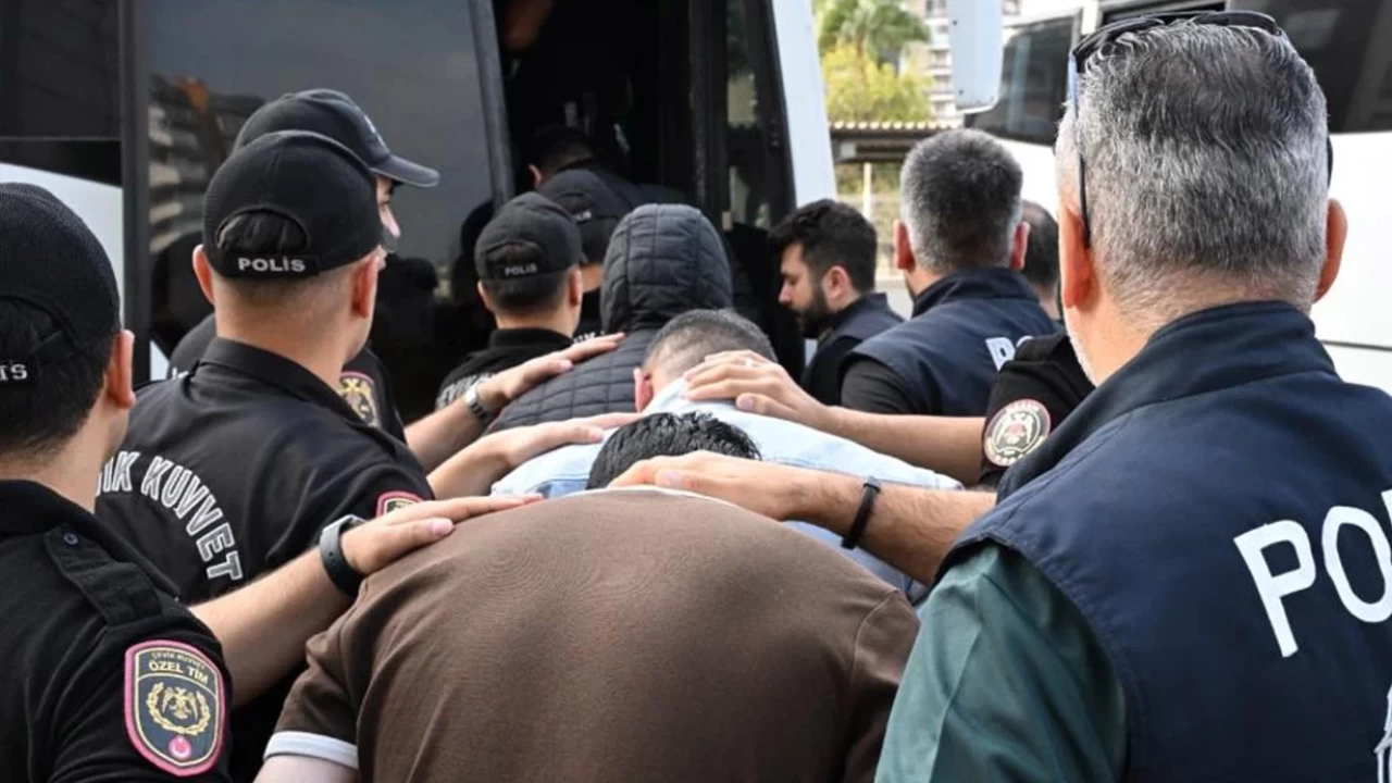 Yasa dışı bahse dev operasyon: Kirli para trafiği durduruldu!
