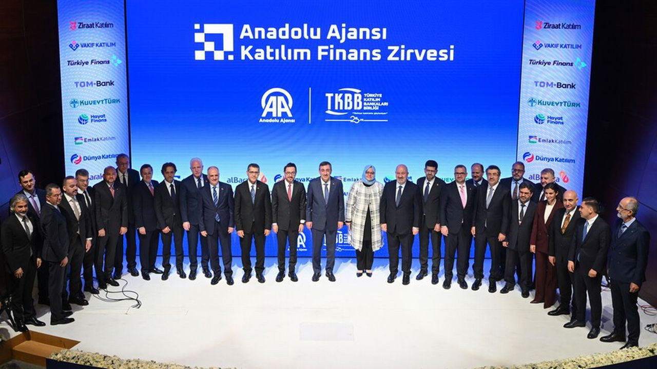 Anadolu Ajansı Katılım Finans Zirvesi düzenlendi