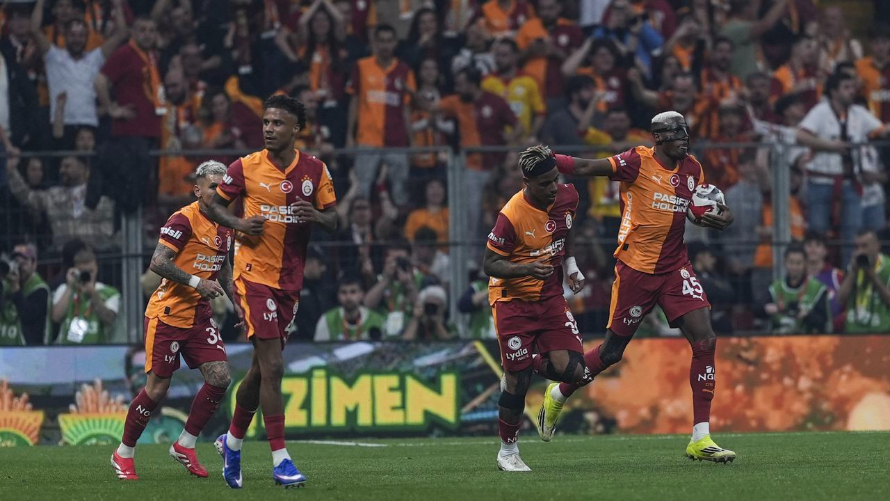 Şampiyon Galatasaray!
