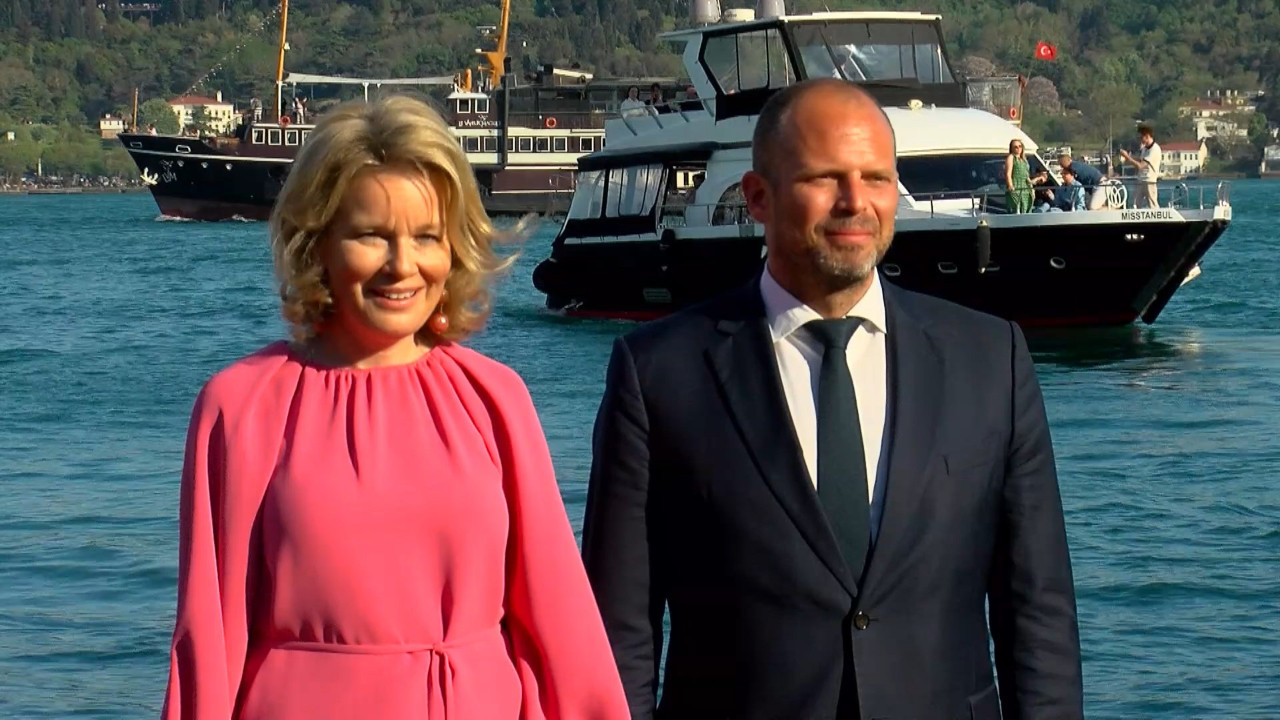 Belçika Kraliçesi Mathilde İstanbul Ortaköy'de