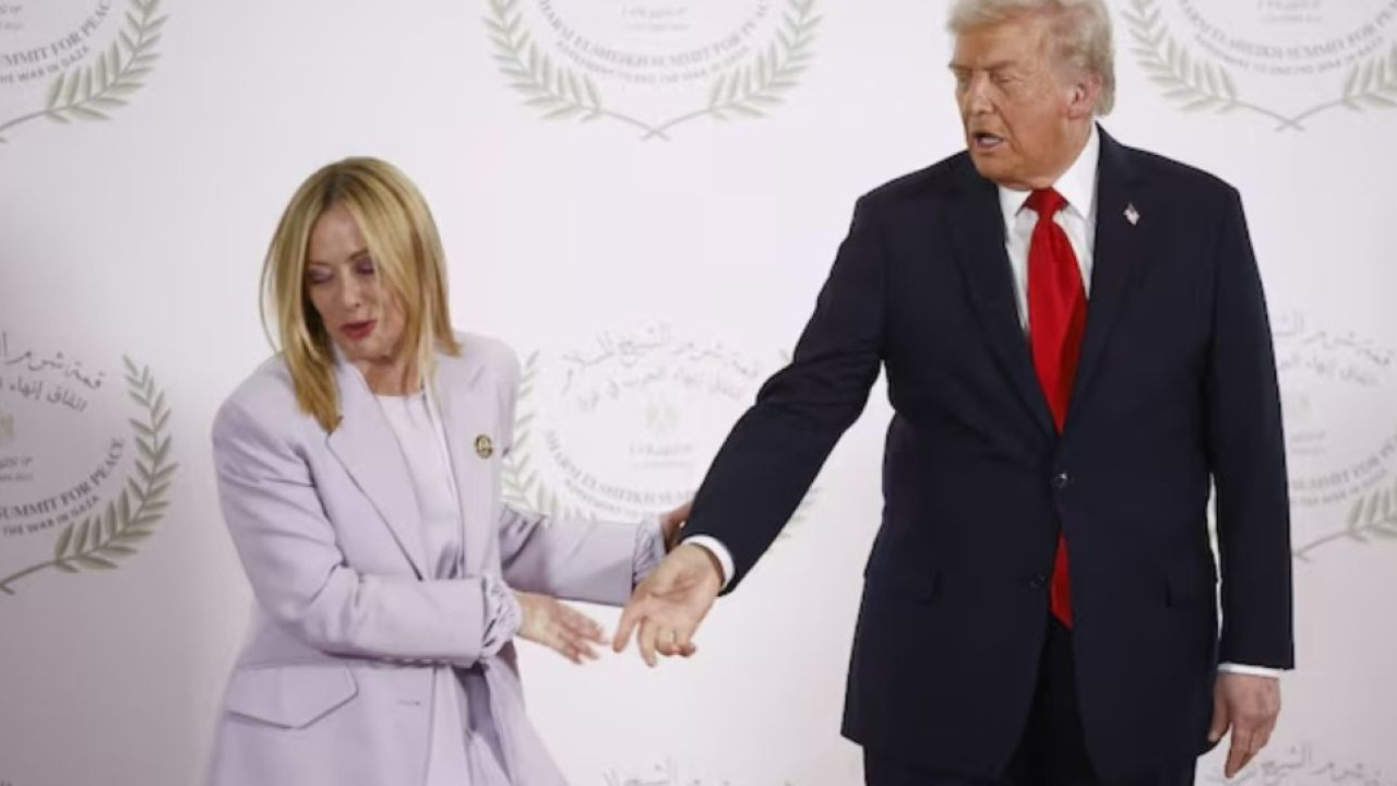 Trump İtalya'dan asker çekme seçeneğini değerlendirdiğini açıkladı