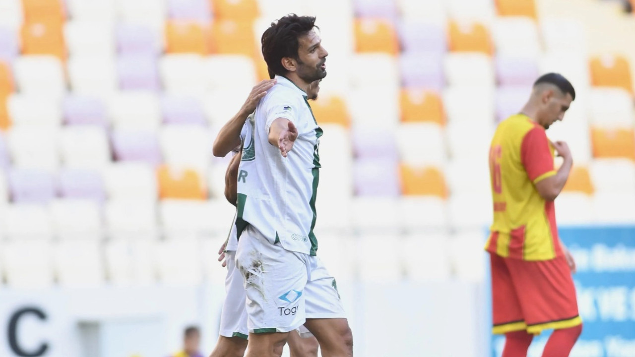 Bursaspor'da zor veda! Büyük kaptanla yollar ayrıldı