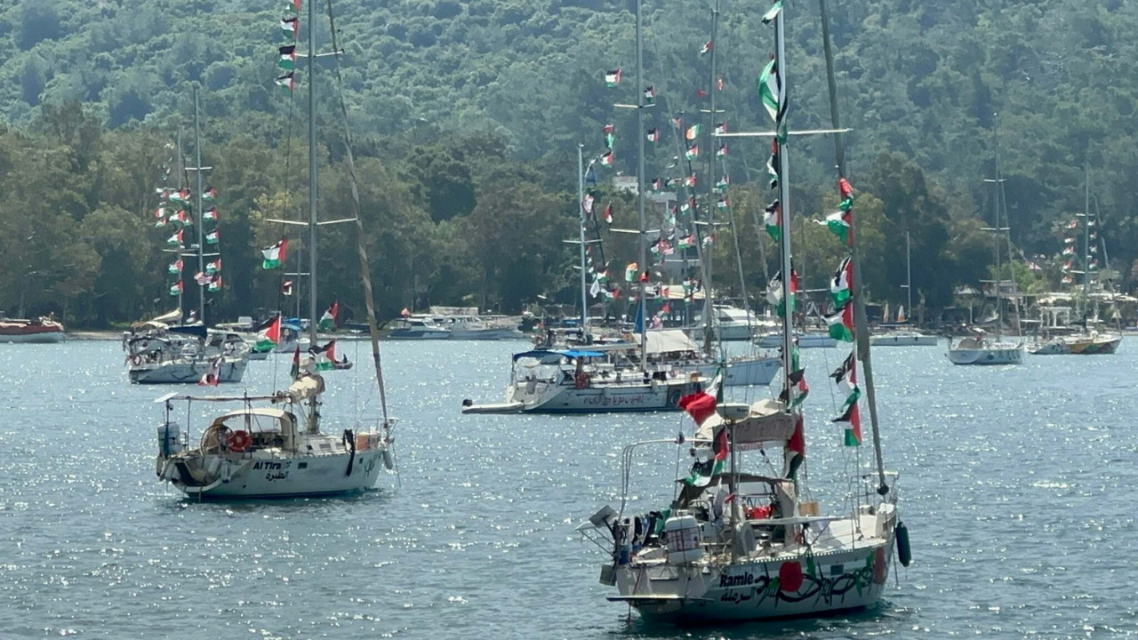 İsrail saldırısına uğrayan Küresel Sumud Filosu Marmaris'e geldi