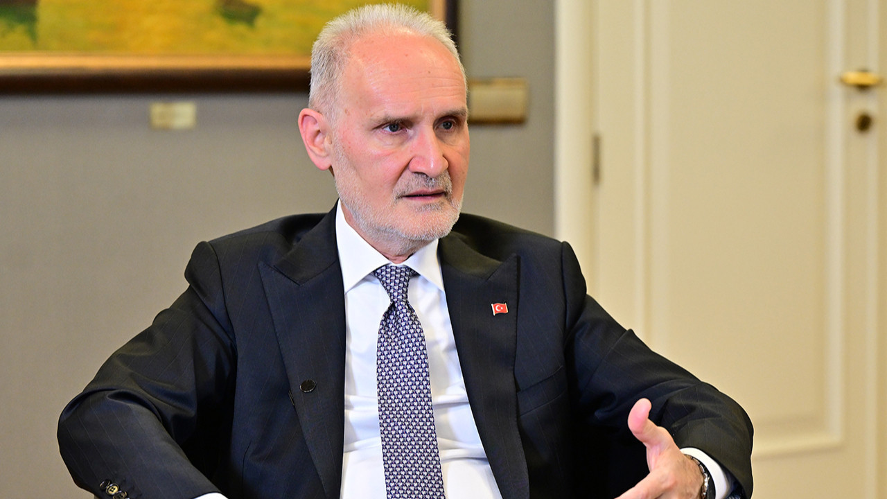 ‘Yüksek faiz geliri ithal tüketime katkı veriyor’