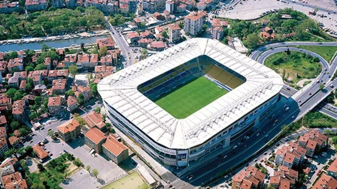 Fenerbahçe duyurdu: Kadın ve çocuklara ücretsiz